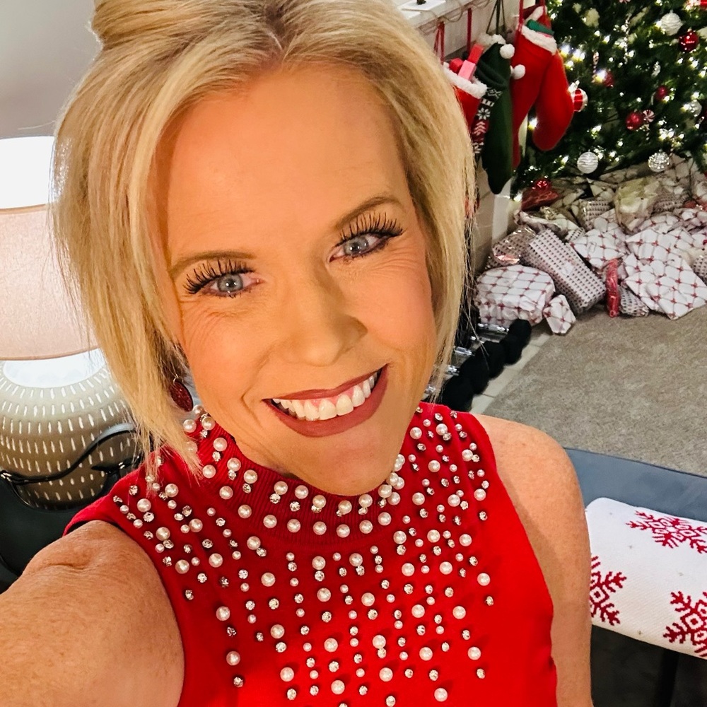 Meet your Posher, Laurie